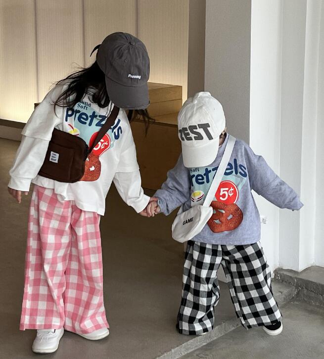 2023新品★子供服　ズボン★90-140cm★2色