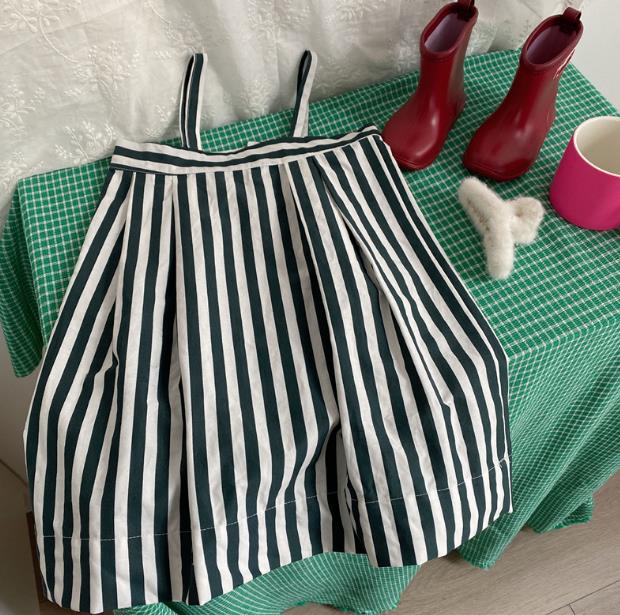 2023春新品★子供服　吊りスカート　80-130cm