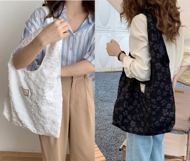 新入荷★レディースファッション　バック　トートバッグ★2色