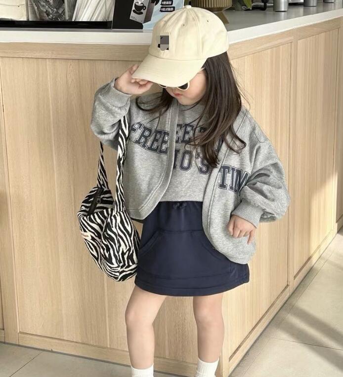 2023年新品★子供服　コート+ベスト+スカート　3点セット★80-150cm★