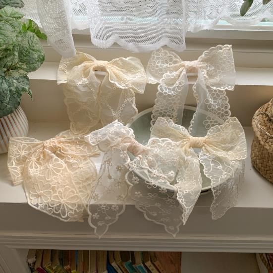 超人気の髪飾り!!★　ヘアアクセサリー　★ヘアクリップ★