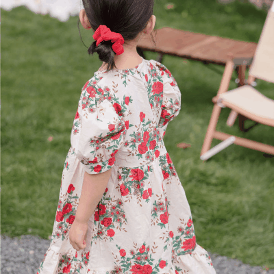 お勧め 3-8歳ガール パフスリーブ キッズ 花柄 ワンピース ズフローラル フリル ワンピ 90-140