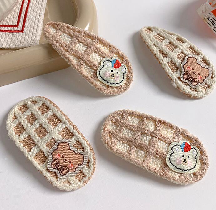 新型★韓国ファッション★髪飾り　ヘアビン★アクセサリー★4色