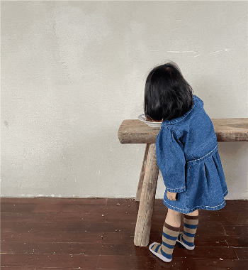 お勧め 春夏新作 幼児 女の子子供服 ブルゾン ブラウス上着 シャツ+デニムスカート ミニスカート 73-120