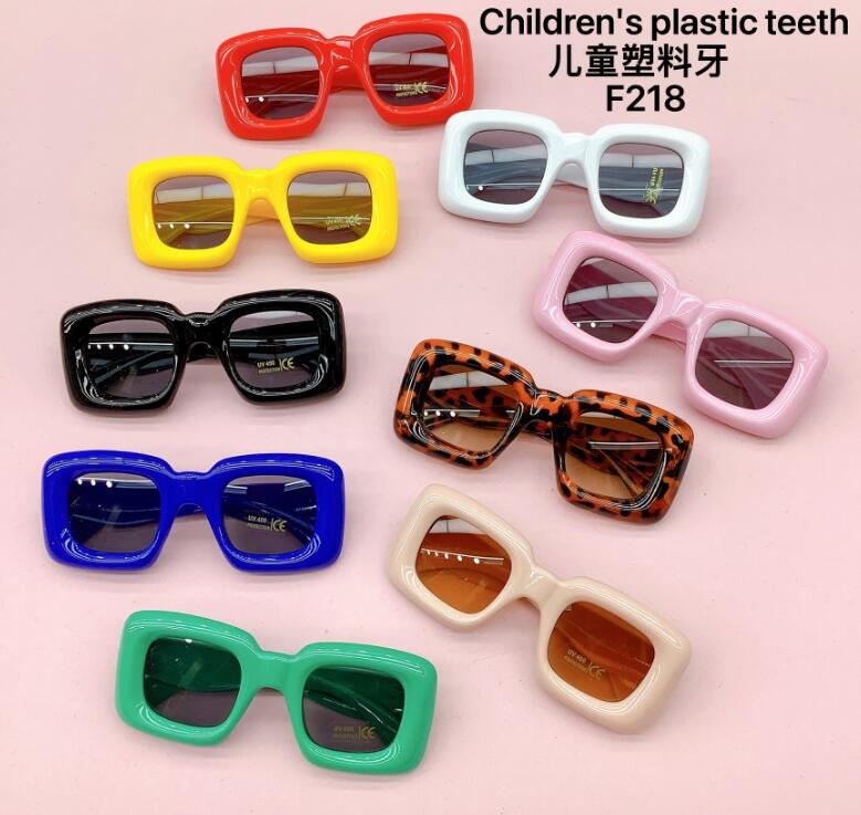 新登場!!★可愛い造型★キッズ眼鏡フレーム★メガネ　9色