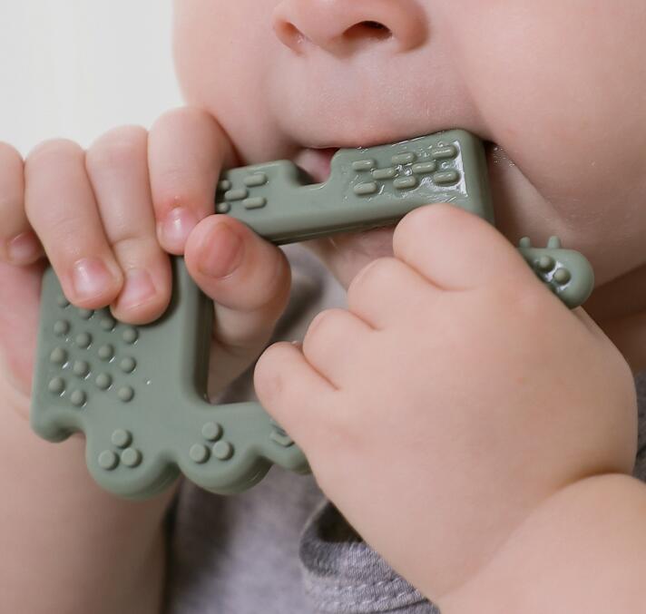 新作★育児用品★歯かため★歯ぎしり棒+ストライブ(ランダム)