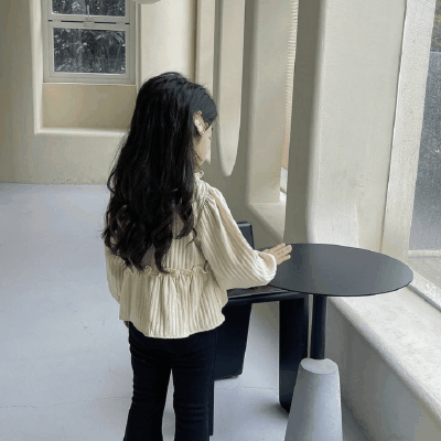 オシャレ春秋 ガールズ 子供服 秋上着 フリル ジャケット ブレザー ブルゾン上着 ブラウス 5-13