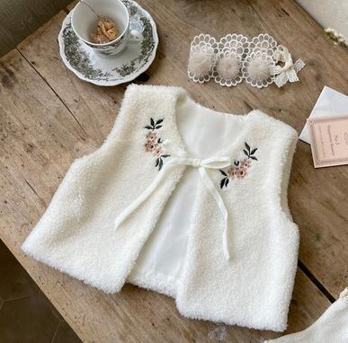 「2023秋冬」子供服★トップス★チョッキ★ベスト★韓国風子供服★キッズ女の子★可愛い★S-L