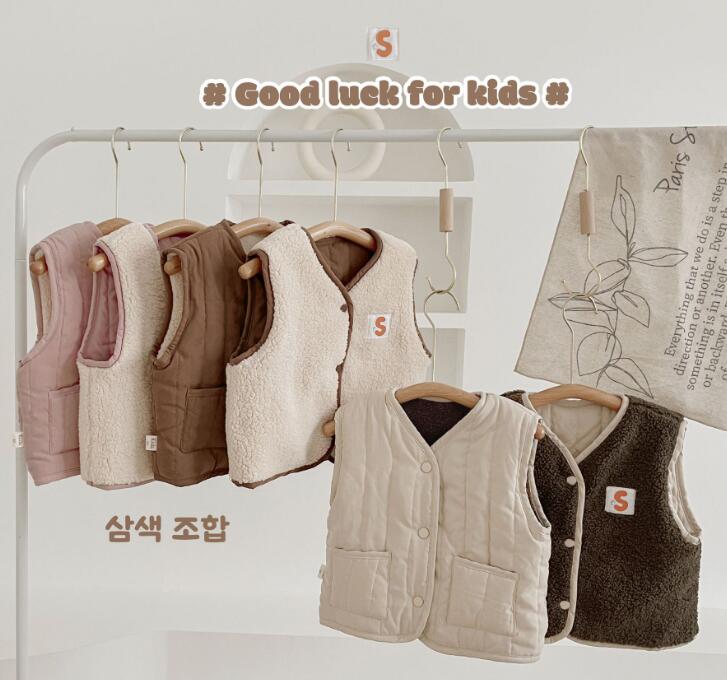 2023秋冬★子供服　両面着用コットンベスト★90-130cm★3色