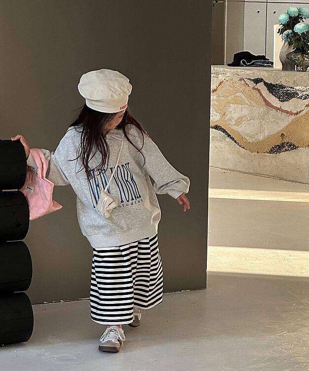 2024春新品★子供服　トレーナー★100-160cm