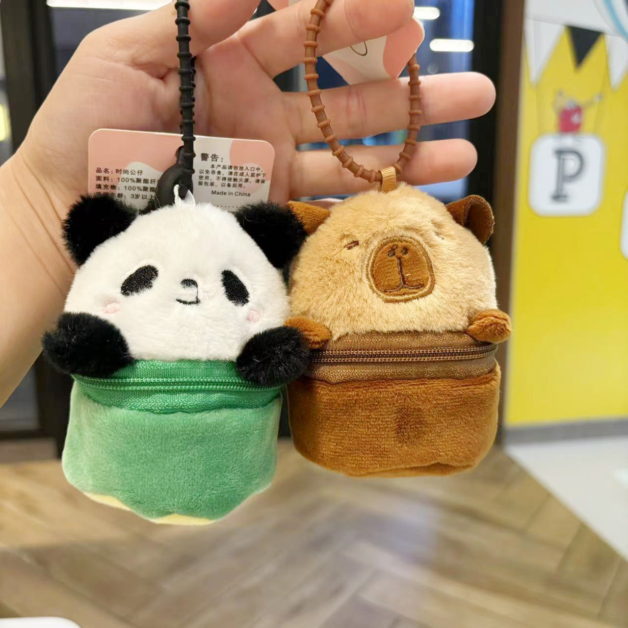 ★可愛いキーホルダー　装飾品★ぬいぐるみキーチェーン★2色