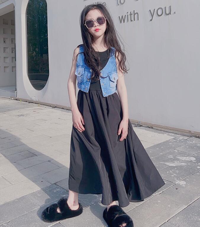 2024新品★子供服 　デニムベストコート★110cm〜160cm