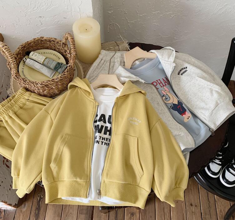 2024新品★子供服　セットアップ★90cm〜140cm 2色