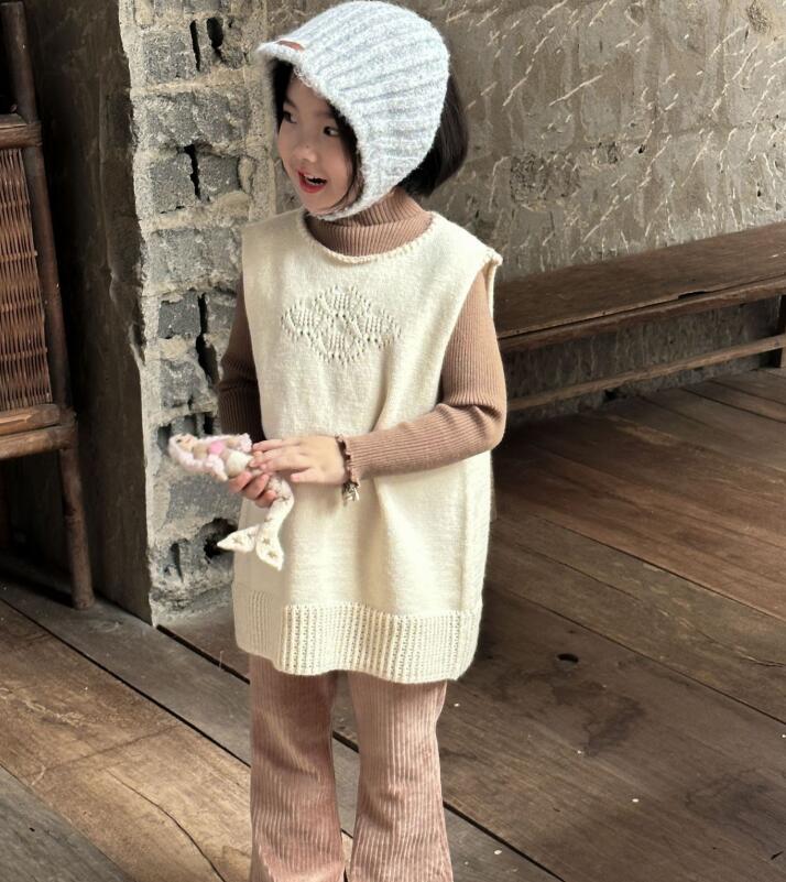 2024秋新作LB★子供服　ベストセーター★90cm〜140cm