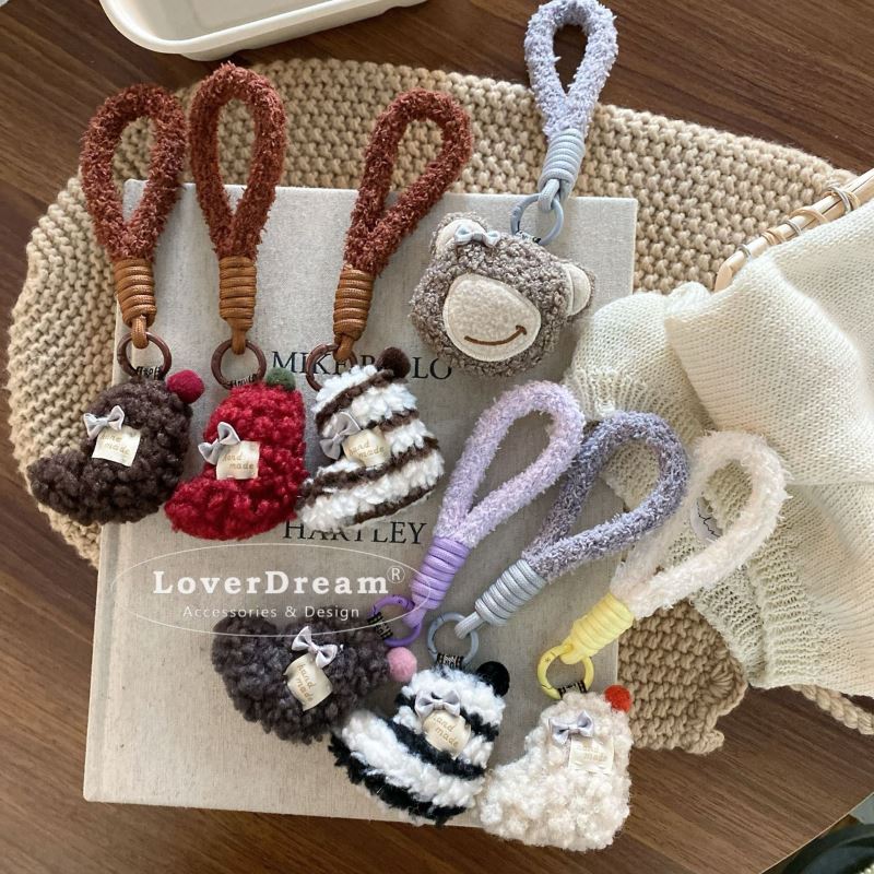 ★可愛いキーホルダー　装飾品★ぬいぐるみキーチェーン★7色