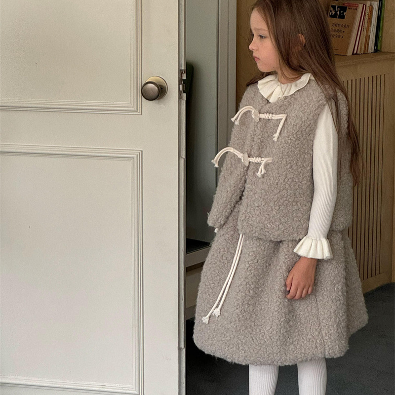 2024冬新品CL★子供服 　ベストコート&スカート分けて★90cm〜140cm