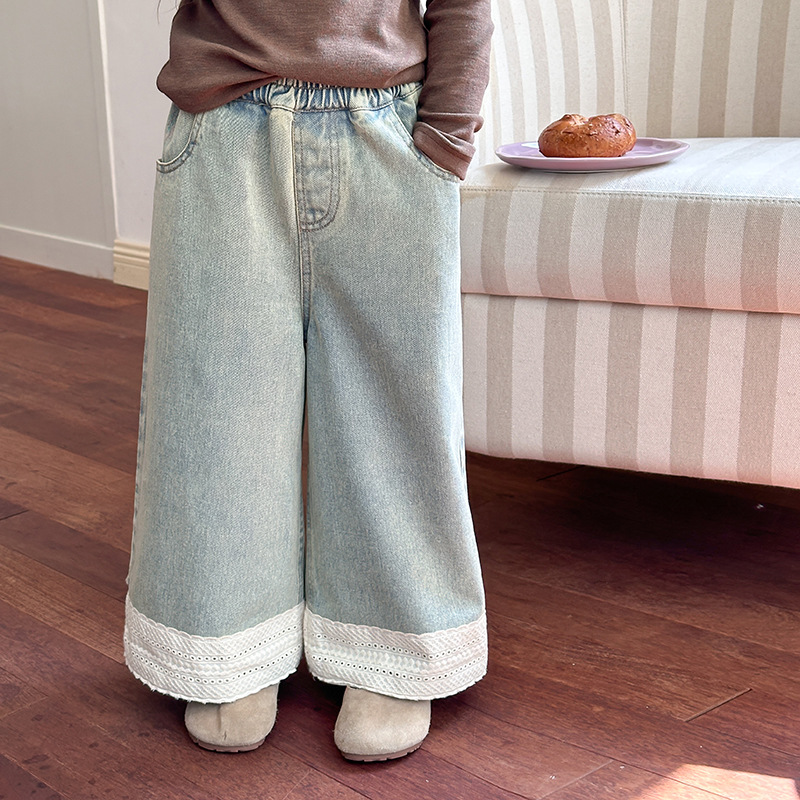 2024秋新品A★子供服　デニムズボン★90cm〜160cm