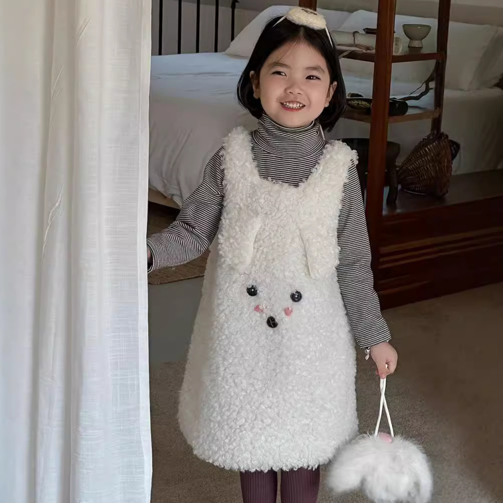 2024秋冬新品★子供服　ふわふわベストワンピース★90cm〜140cm