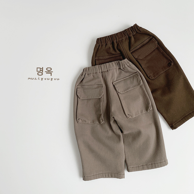 2024秋冬新入荷★子供服　ズボン　裏起毛★80cm〜130cm 2色