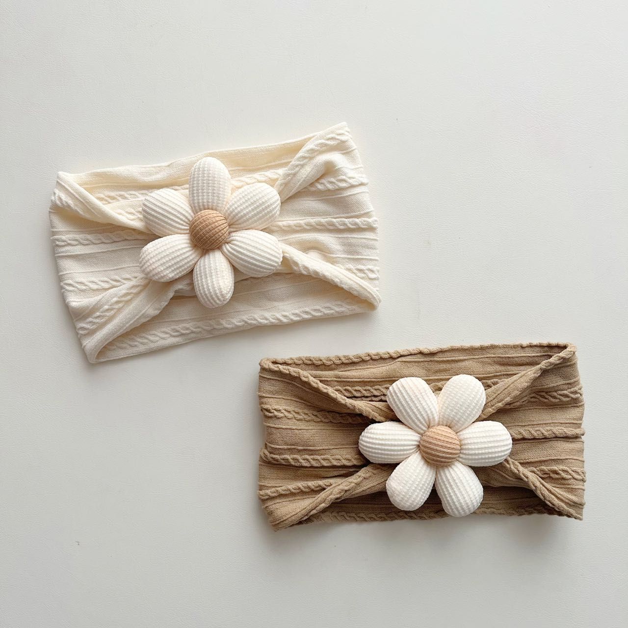 雑貨★子供用髪飾り　ヘアバンド★アクセサリー★4色