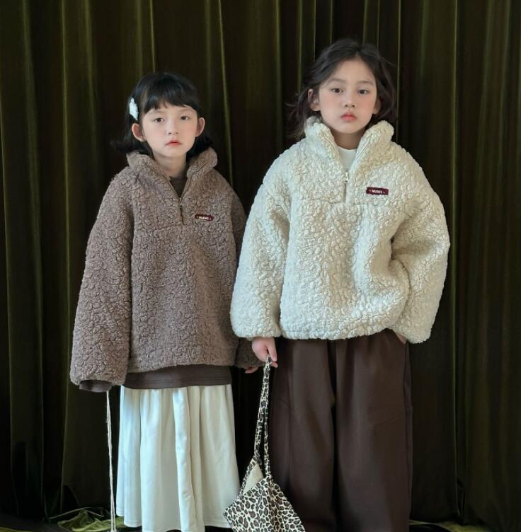 2024秋冬新品★子供服　パーカー　トップス　裏起毛★90cm〜140cm 2色