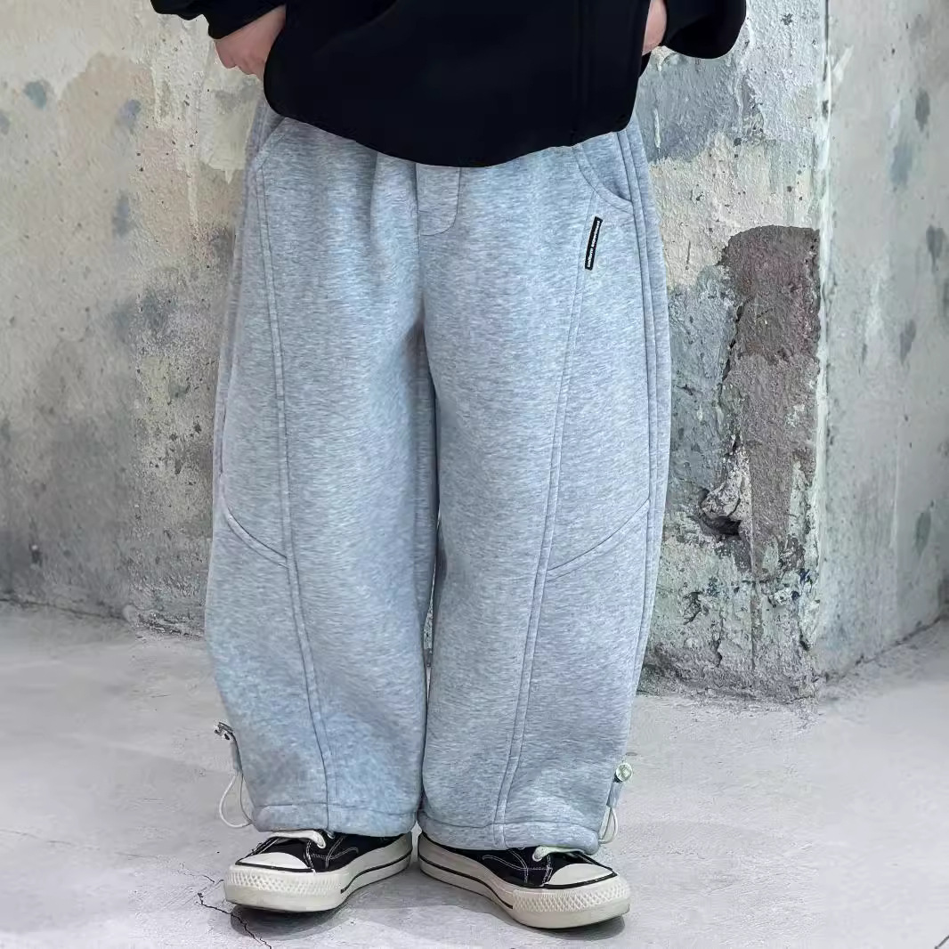 2024秋冬新入荷★子供服　ズボン★100cm〜150cm 3色