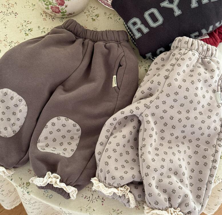 2024新入荷★子供服　ズボン 　裏起毛★80cm〜130cm 2色