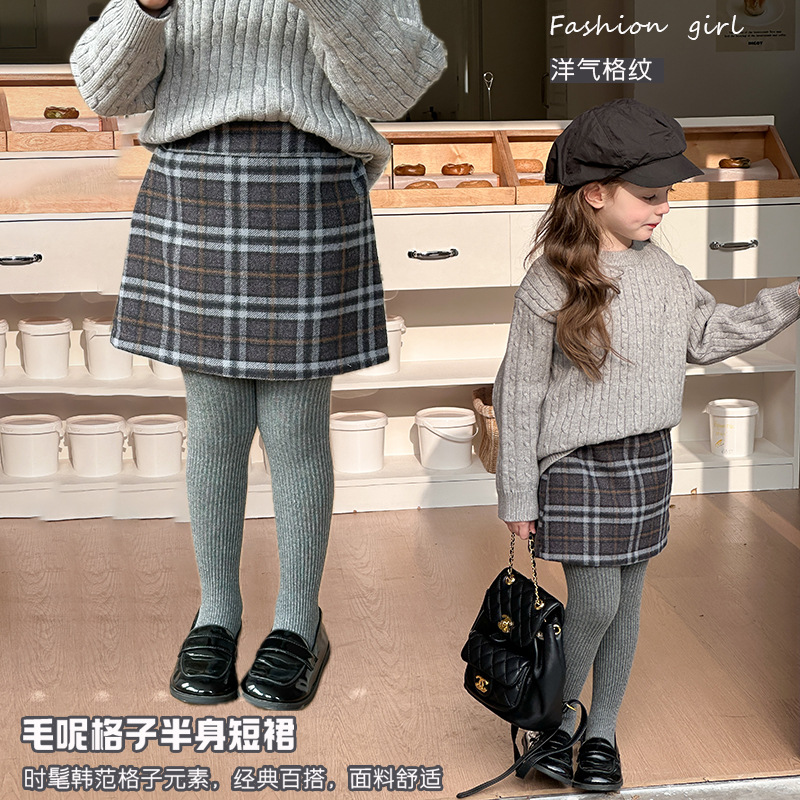 2025年新A★子供服　スカート★90cm〜160cm 2色