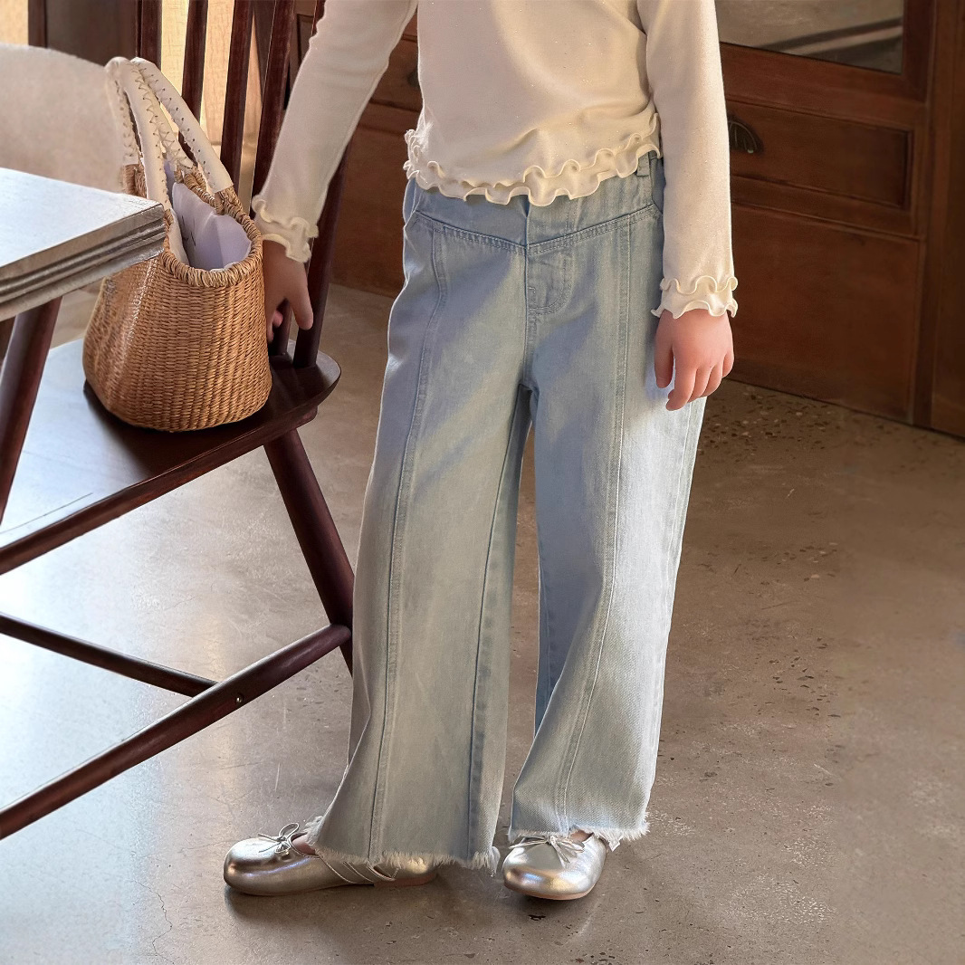 2025春新作TM★子供服　デニムズボン★90cm〜150cm