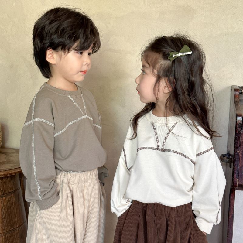 2025新作★子供服　トップス★80cm〜150cm 3色