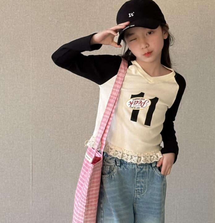 2025新作★子供服　トップス★110cm〜160cm