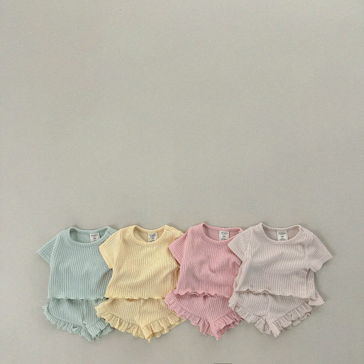 2025新品★子供服　セットアップ★80cm〜130cm 4色