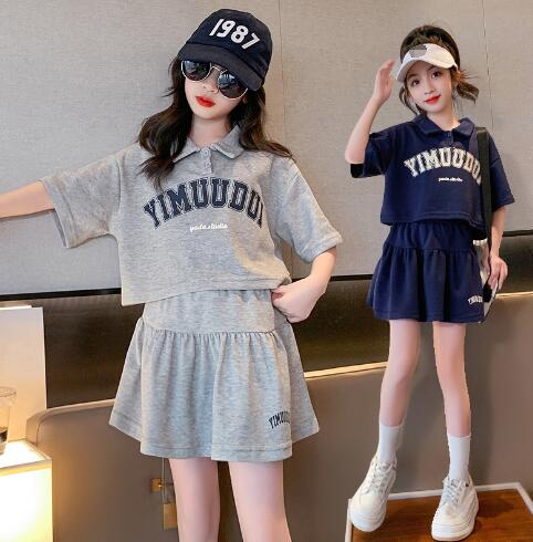 2025新品★子供服　セットアップ★120cm〜170cm 2色
