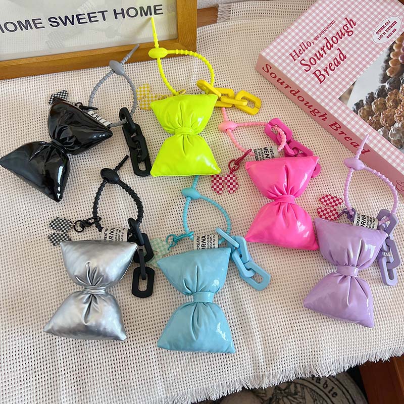 ★可愛いキーホルダー　装飾品★キーチェーン★7色