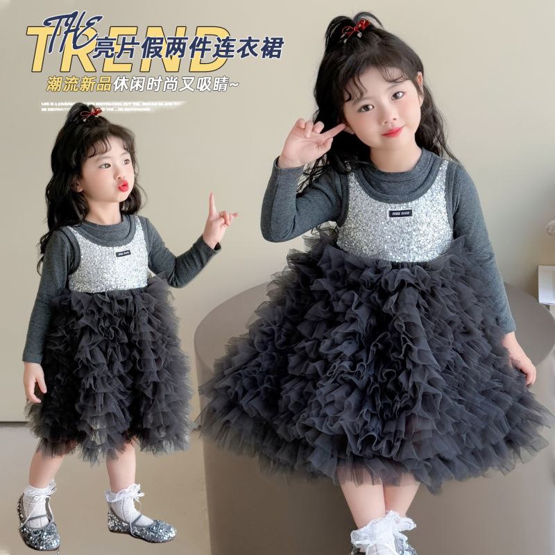2025秋新品★子供服　ワンピース★90cm〜140cm