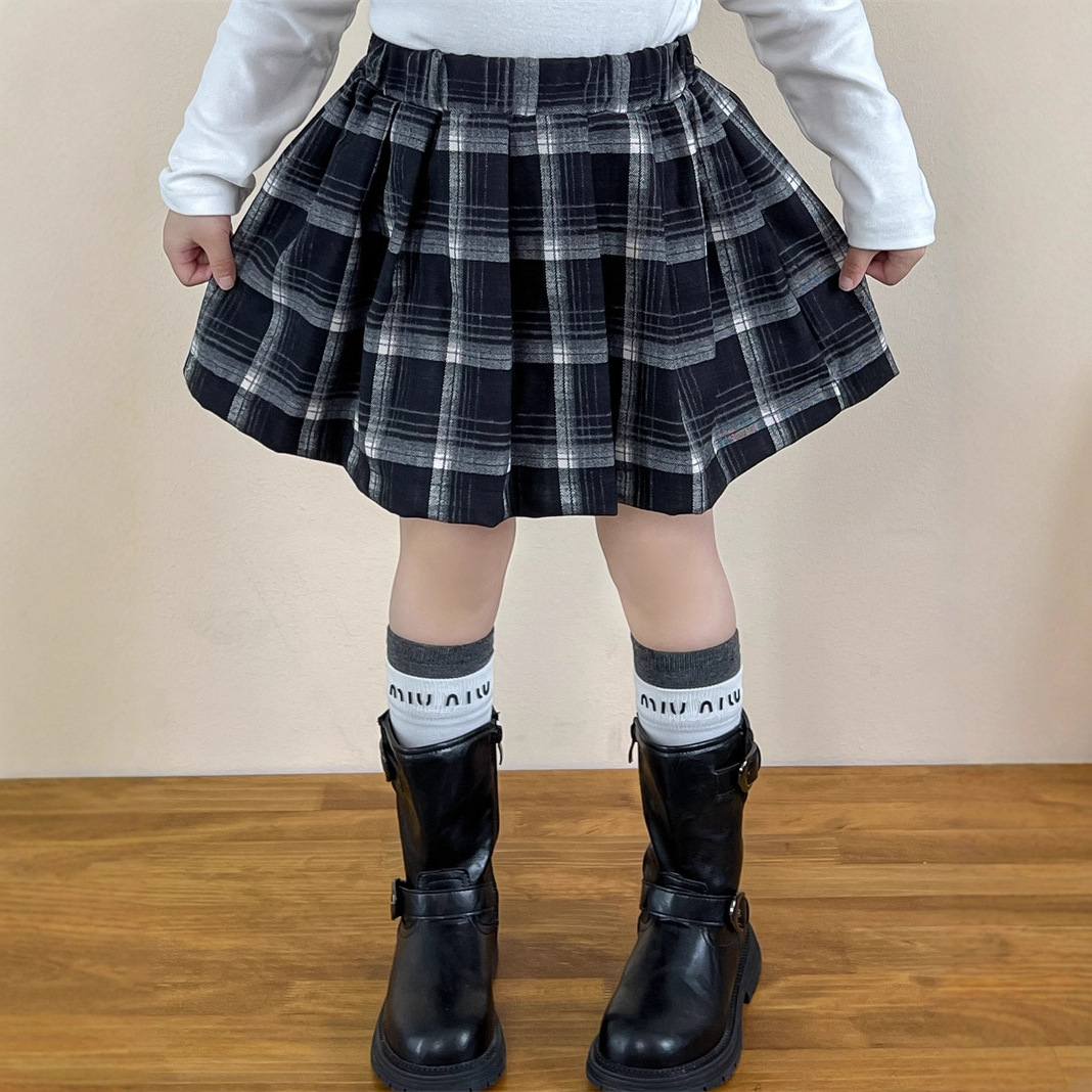 2025秋新品★子供服　スカート　インパン付き★90cm〜140cm