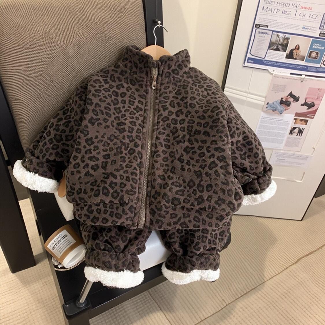 2025冬新★子供服　セットアップ★90cm〜130cm