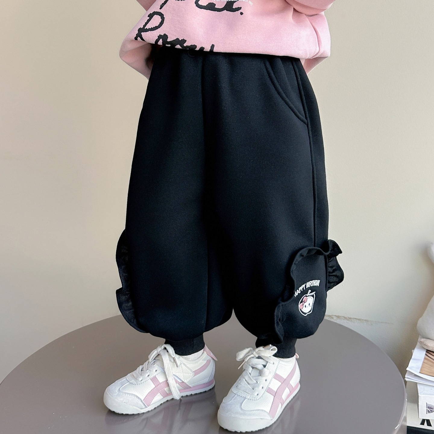 2025冬新入荷★子供服　ズボン★90cm〜140cm 2色