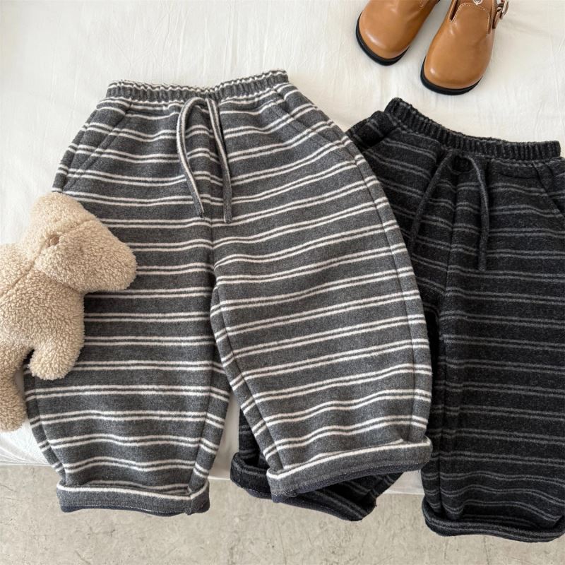 2026新入荷★子供服　ズボン　裏起毛★80cm〜140cm 2色