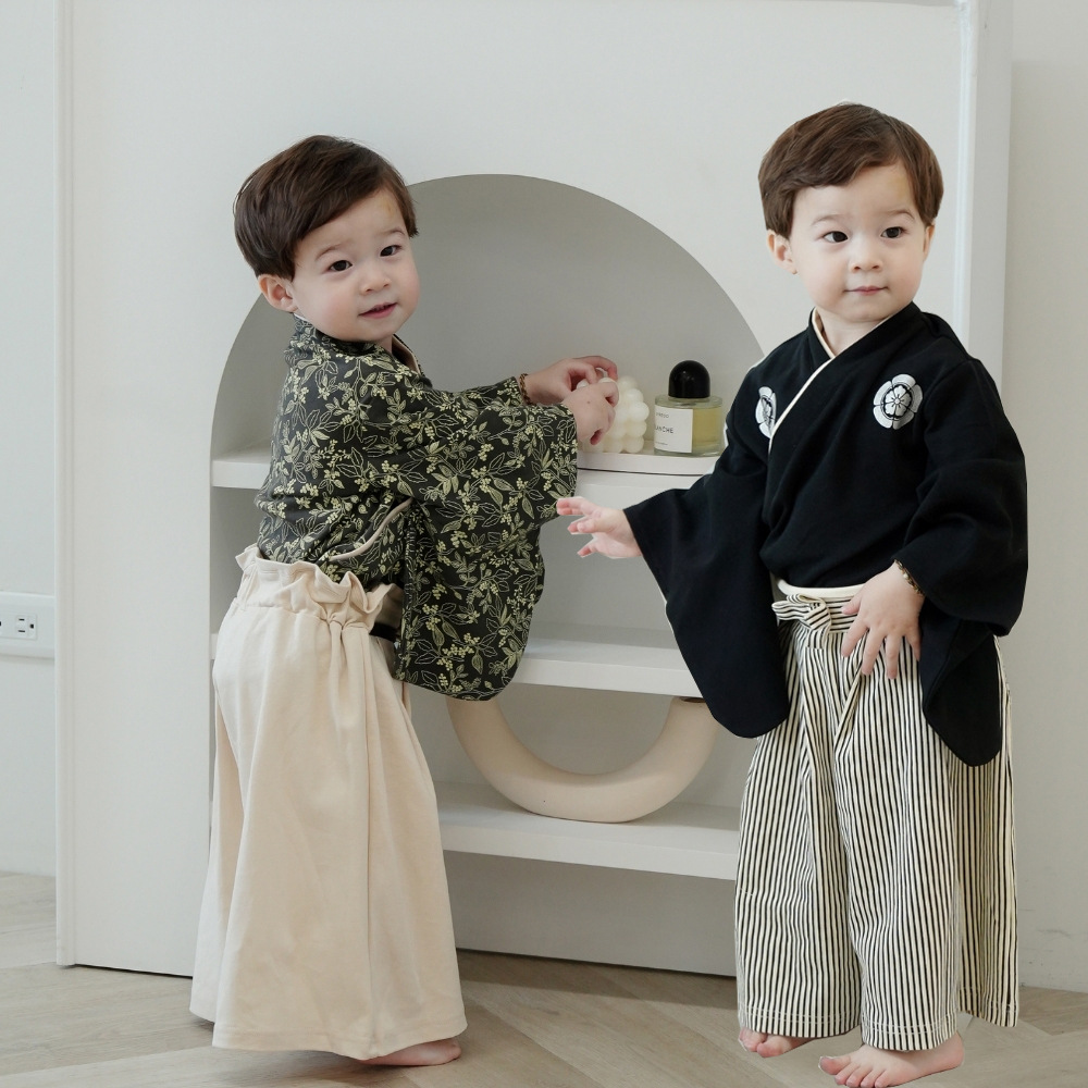新入荷★子供服　甚平★90cm〜130cm 3種