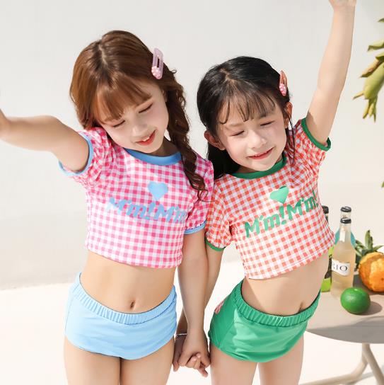 新入荷★キッズ女の子★トップス★水着★ビキニ★分体スタイル★砂浜★温泉用★帽子付★2色