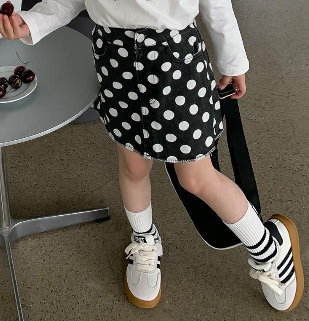 2023春新品★子供服　ボトムス　デニムスカート　90-140cm