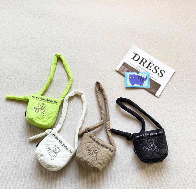 バッグ★子供用★ショルターバッグ★キッズ★男女兼用★ミニバッグ★可愛い★4色