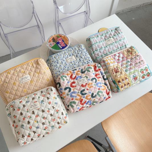 新入荷★化粧ポーチ　化粧バッグ　収納バッグ　化粧バッグ★8色