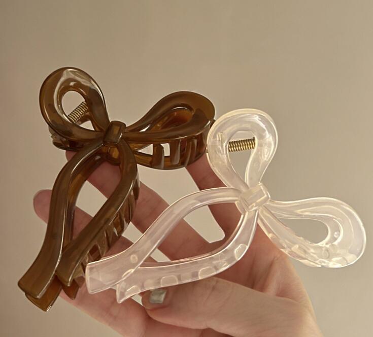 新型★韓国ファッション★髪飾り　ヘアビン★アクセサリー★4色