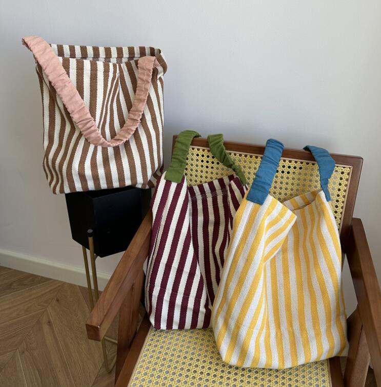 新登場★レディースバッグ　収納袋★3色