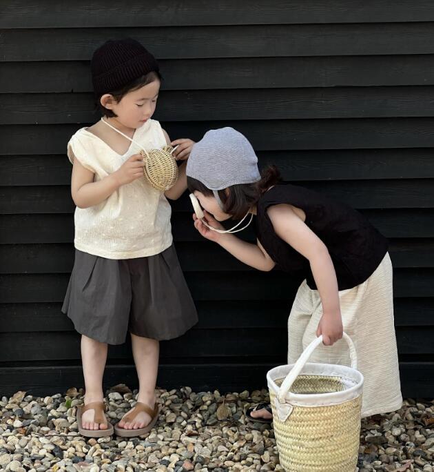 2023新品★子供服　トップス　ベスト★80-140cm★2色