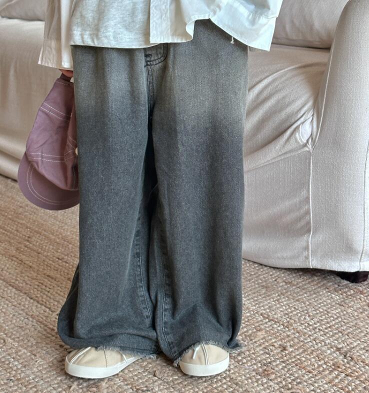 2023秋新品★子供服　デニムズボンス★90-140cm★