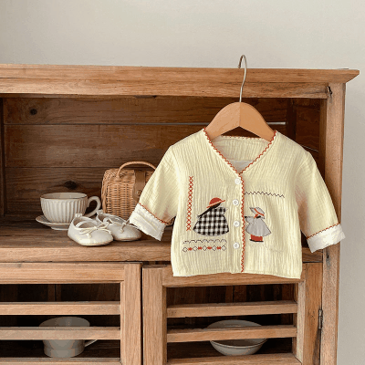 ガールズ 秋新作 ブラウス 0-3歳 新生児 アップリケ 刺繍 チェック柄少女 ジャケット トップ 66-100