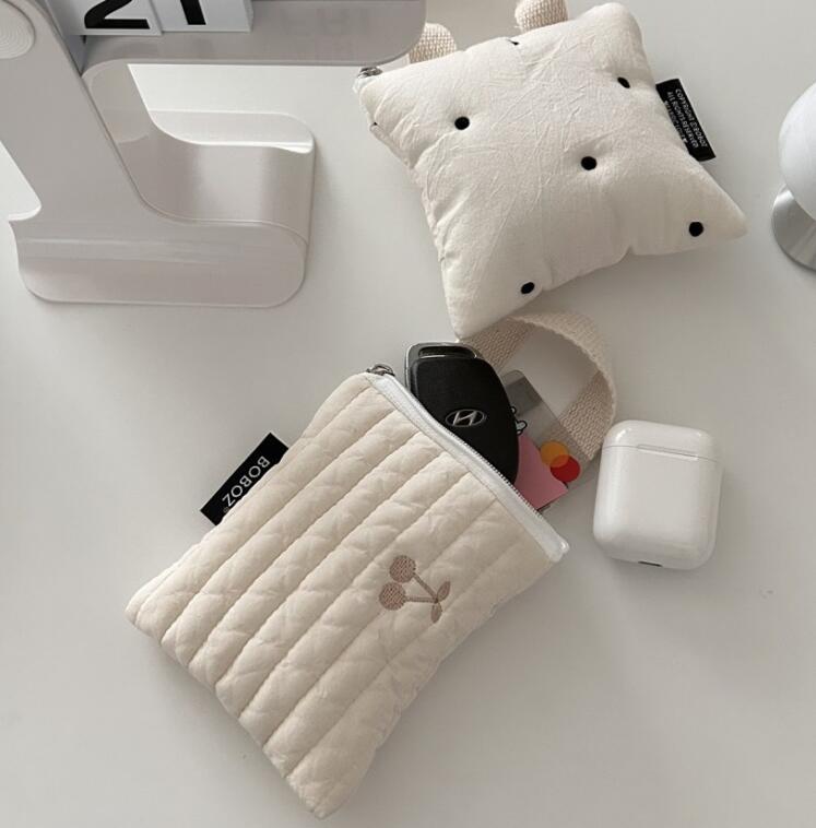 ★収納袋★可愛い化粧袋　ハンドバッグ★2色